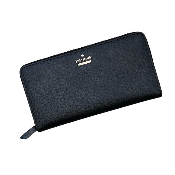 kate spade Handbags - KATE SPADE • Large Lacey Cameron Street Zip Wallet